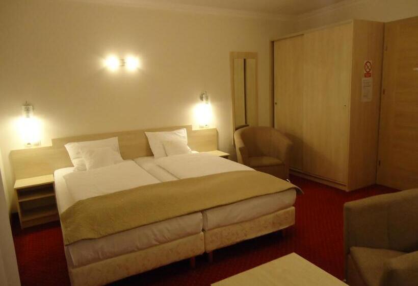 اتاق سوپریور با چشمانداز کوهستان, Willa Ambra