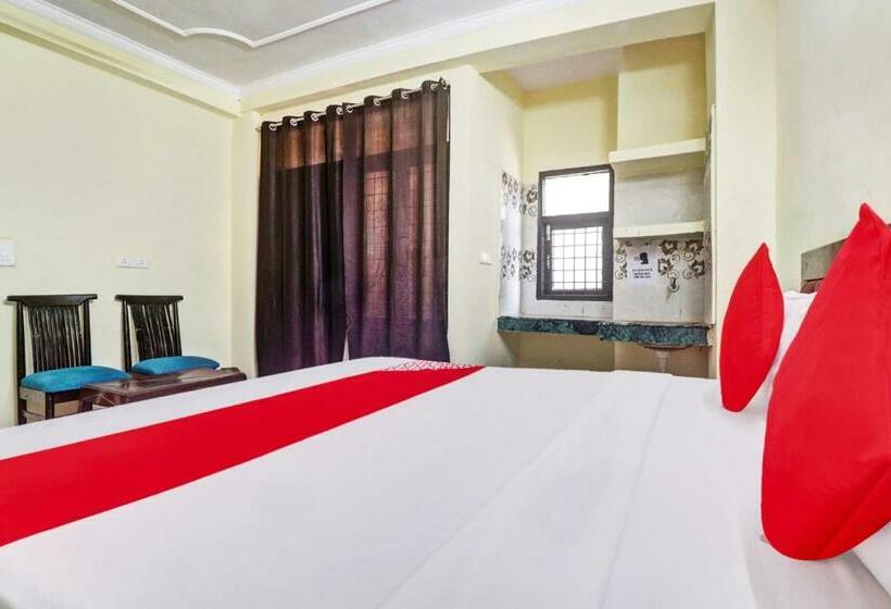 Quarto Triplo Clássico, Flagship  Moonshine Inn