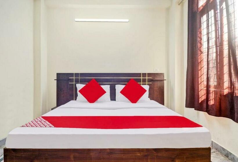 Quarto Triplo Clássico, Flagship  Moonshine Inn