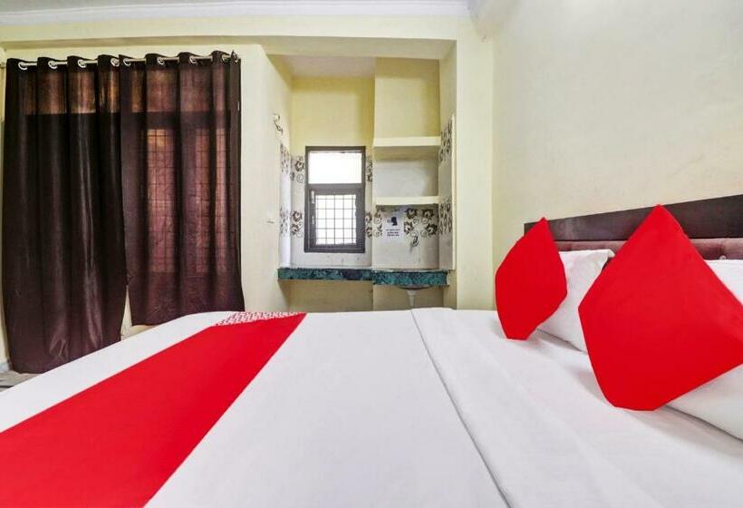 Quarto Triplo Clássico, Flagship  Moonshine Inn