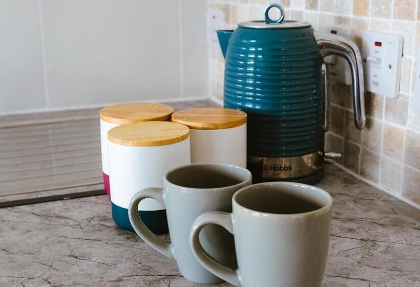 غرفة قياسية مطلة على الجبل, Bryn Gerrig View