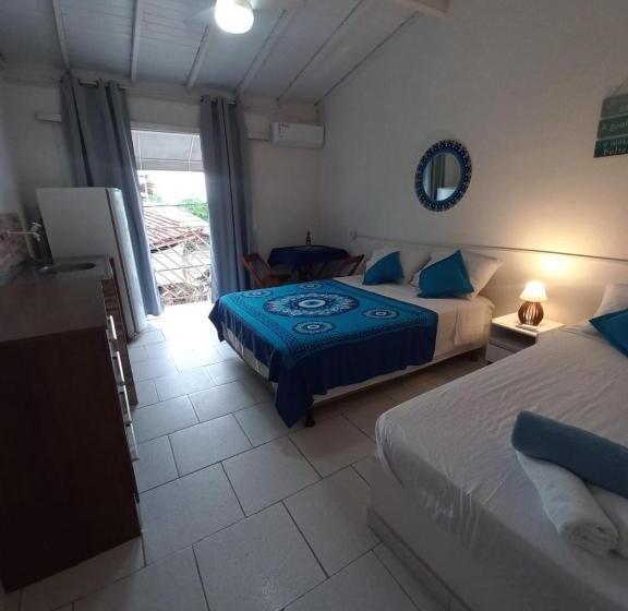 חדר סטנדרט לשלושה עם מרפסת, Olho Grego Hospedagem Em Arraial D Ajuda