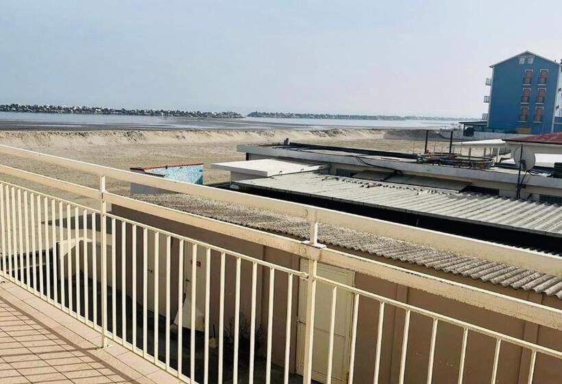 Habitación Estándar, Lima