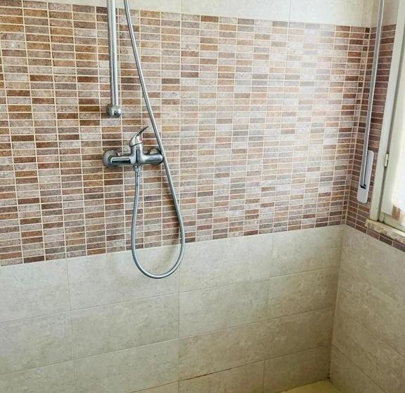 Habitación Deluxe, Lima