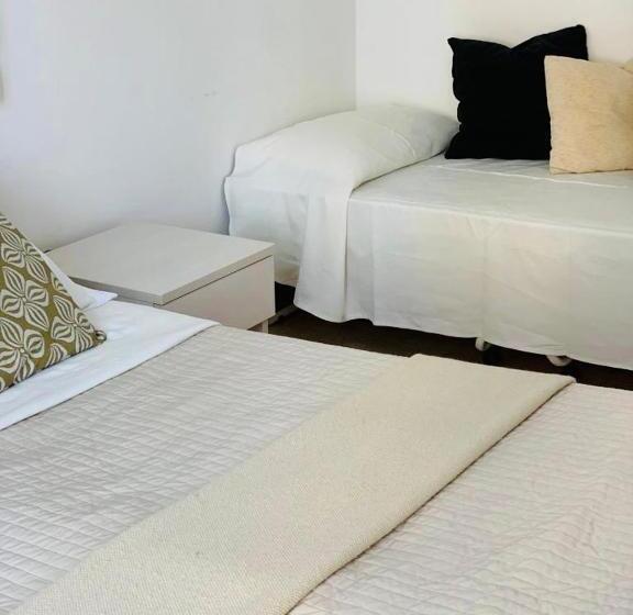 Habitación Cuádruple Estándar, Lima