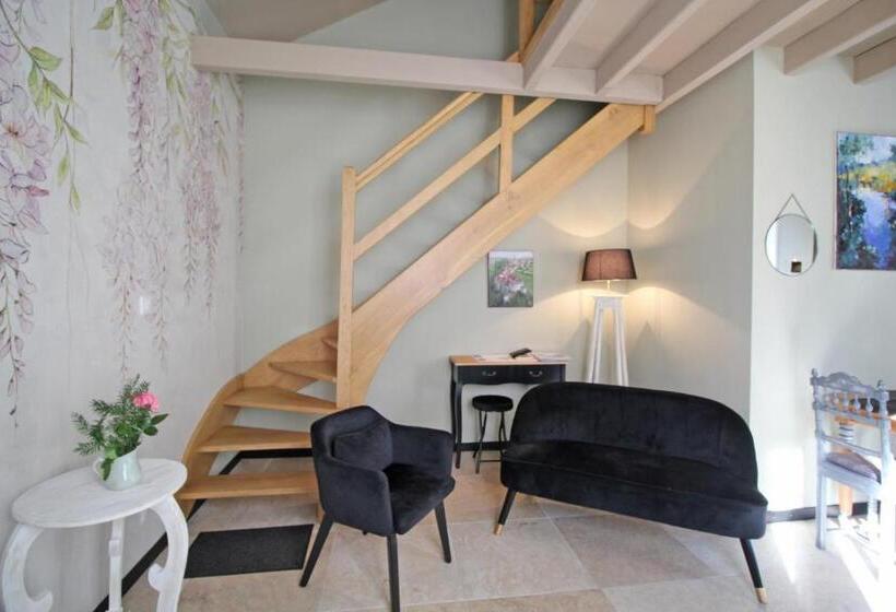 חדר סטנדרט לארבעה, La Petite Charmille