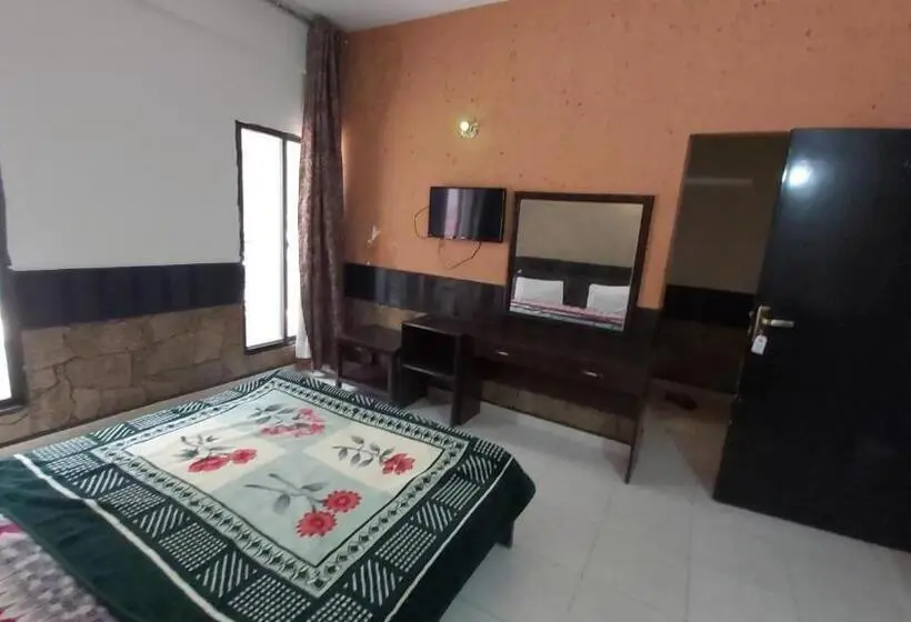اتاق استاندارد, Mount Heaven Hotel Murree