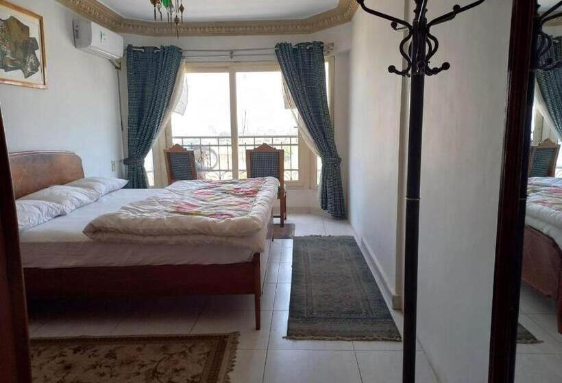 آپارتمان 1 خوابه, Nile House