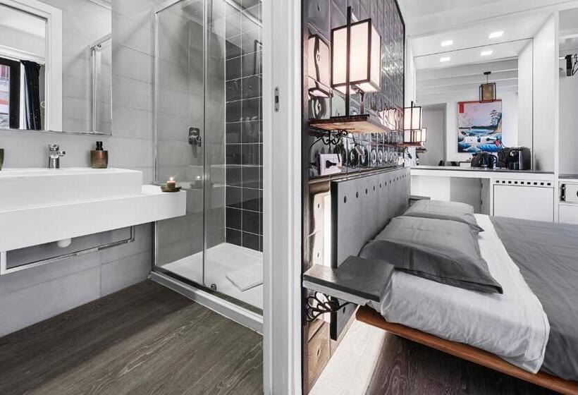 Люкс с гидромассажем, Ukiyo Suites And Rooms