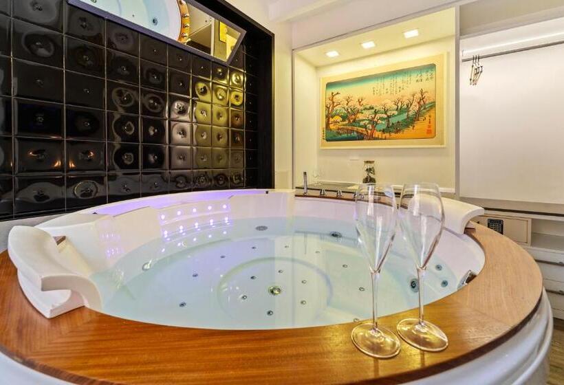 ハイドロマッサージバス付きスイート, Ukiyo Suites And Rooms