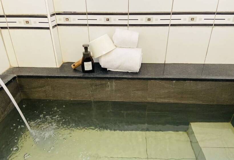 اتاق استاندارد چهار تخته, Beauty Garden Hotel   Jiaoxi