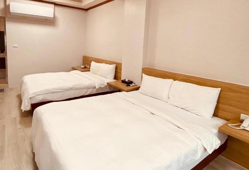 اتاق سوپریور چهار تخته, Beauty Garden Hotel   Jiaoxi