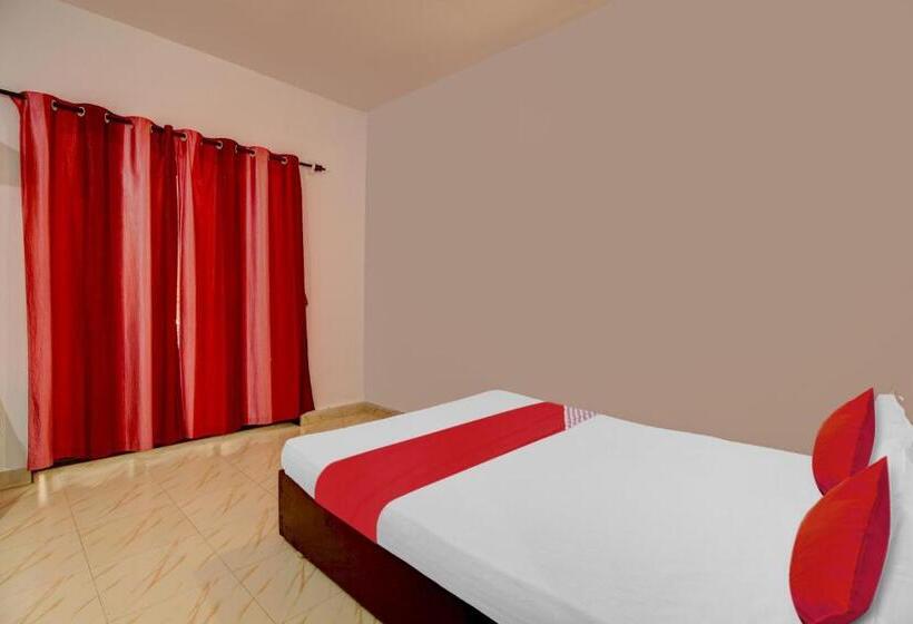 トリプルクラシックルーム, Flagship Hotel K S Inn Small Town