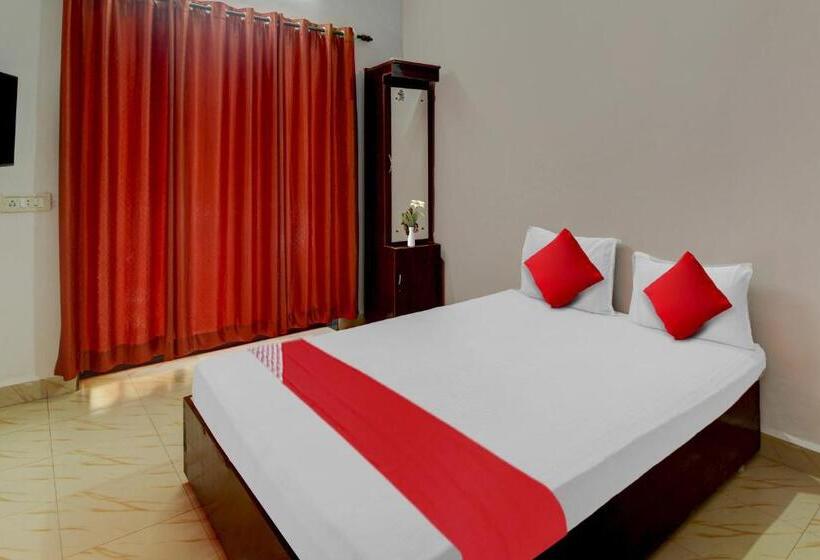 Трехместный Номер Классика, Flagship Hotel K S Inn Small Town