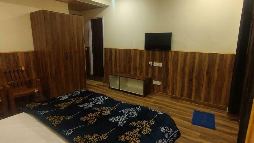 Pokój Deluxe Jednoosobowy, Gayatri Lodge