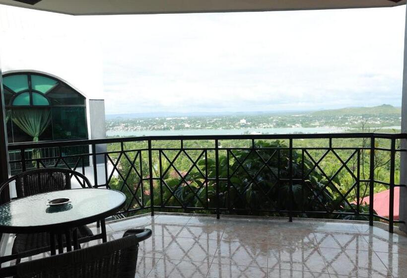اتاق لوکس با بالکن و چشمانداز دریا, Bohol Plaza Mountain Resort And Restaurant