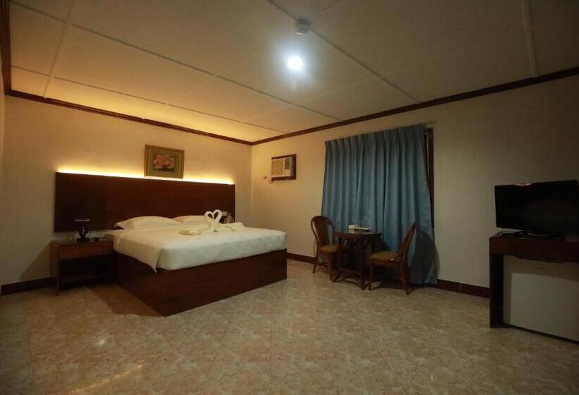 اتاق لوکس با بالکن و چشمانداز دریا, Bohol Plaza Mountain Resort And Restaurant