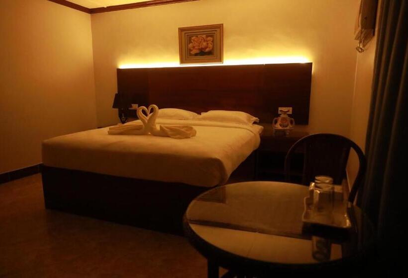 اتاق لوکس با بالکن و چشمانداز دریا, Bohol Plaza Mountain Resort And Restaurant