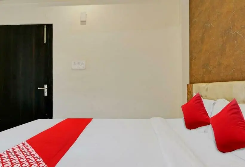 اتاق کلاسیک سه تخته, Flagship Bliss Inn