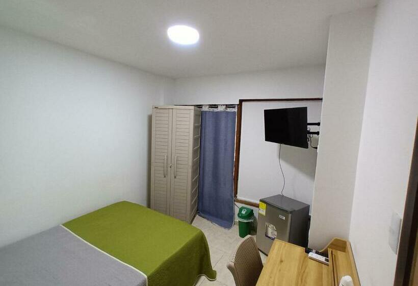 Quarto Estandar, Confortable Y Central Habitación A Una Cuadra De La Playa..