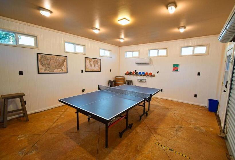 스위트 킹사이즈 침대, Peppertree Lane Ranch    Seven Acre Ranch In The Heart Of Wine Country