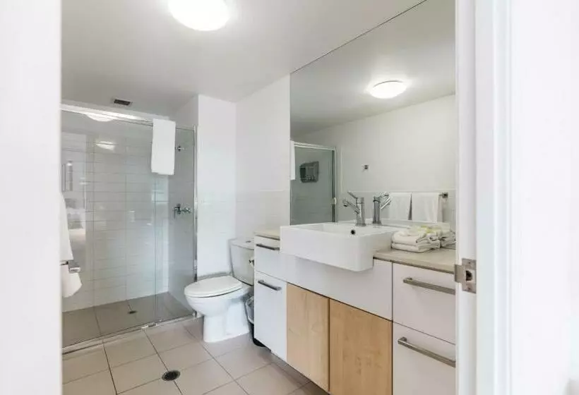スタンダードスタジオ, Gabba Central Apartments
