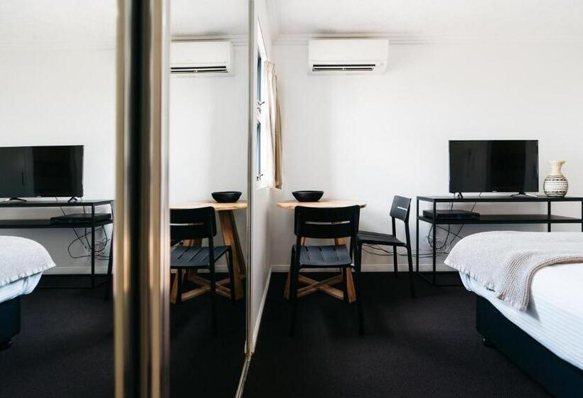 Студия Стандарт, Gabba Central Apartments