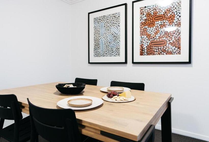 Апартаменты 1 Спальня, Gabba Central Apartments