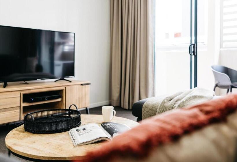 Апартаменты 1 Спальня, Gabba Central Apartments