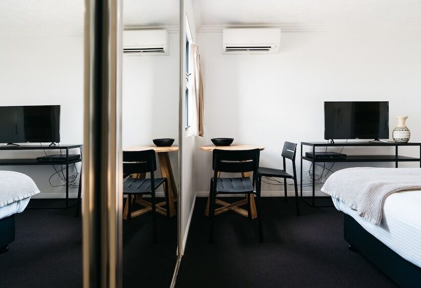 Студия Стандарт, Gabba Central Apartments