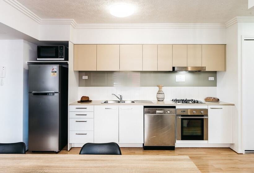 Апартаменты 1 Спальня, Gabba Central Apartments
