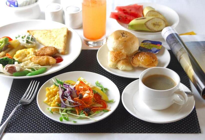 اتاق لوکس, Academy