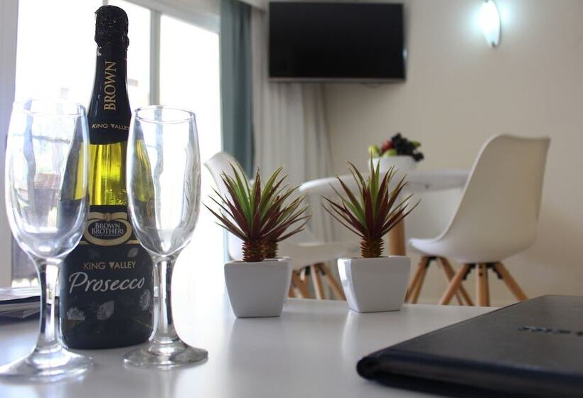 带花园景观的标准工作室, At The Sound Noosa Motel