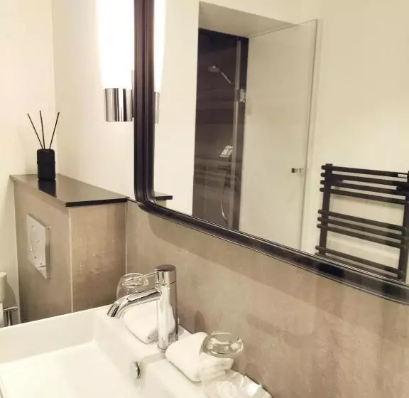 スタンダードルーム, Le Clos Saint Martin Hôtel & Spa