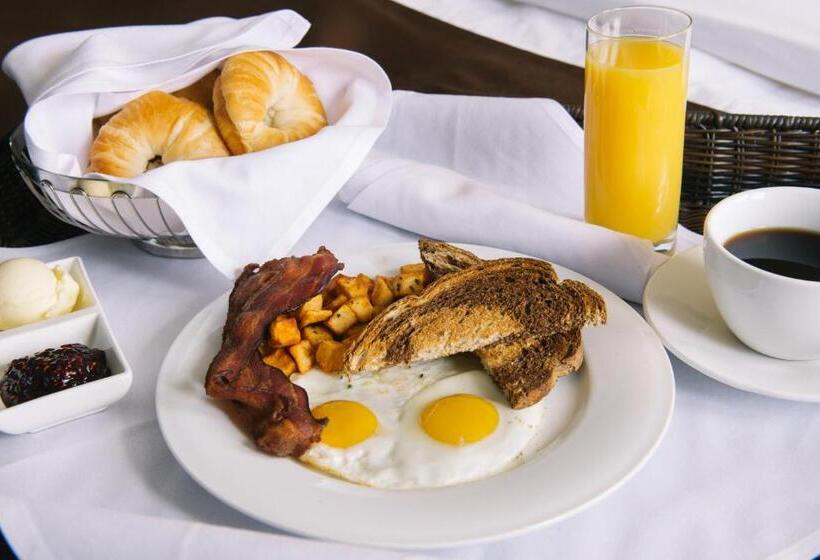 标准间, The Brunswick