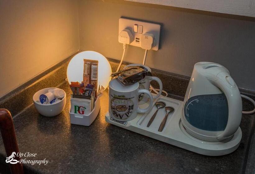 Номер Стандарт, The Farmers Boy Inn Guest House