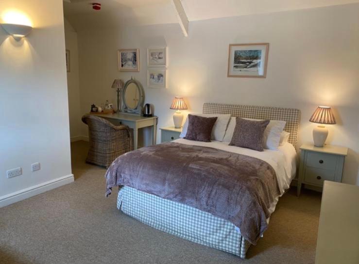 חדר סטנדרט, The Red Lion