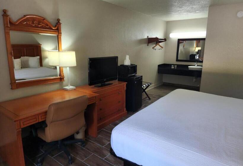 Стандартный Номер Кровать Кинг, Days Inn By Wyndham Hardeeville Near Hilton Head