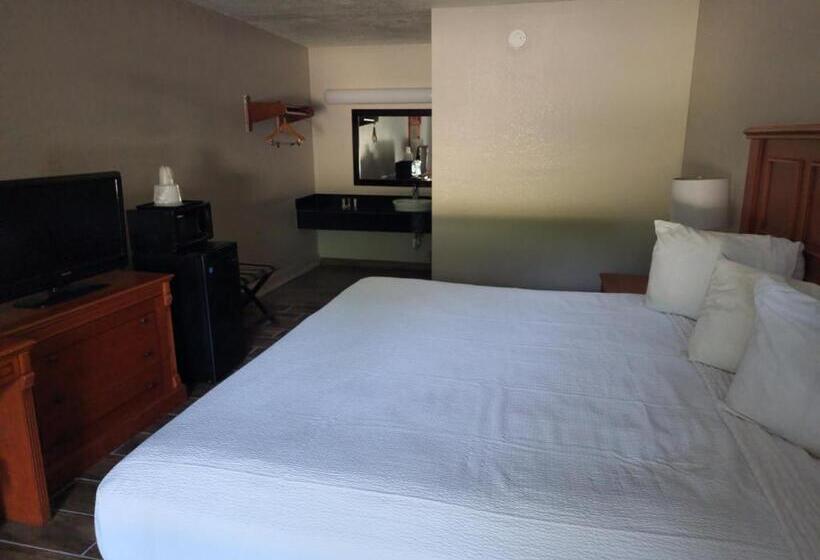 غرفة قياسية لذوى الاحتياجات الخاصة, Days Inn By Wyndham Hardeeville Near Hilton Head