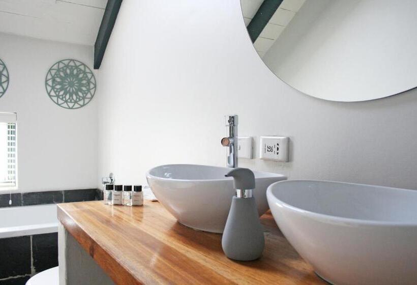 סוויטה נוף לים, Abalone Hotel & Villa S