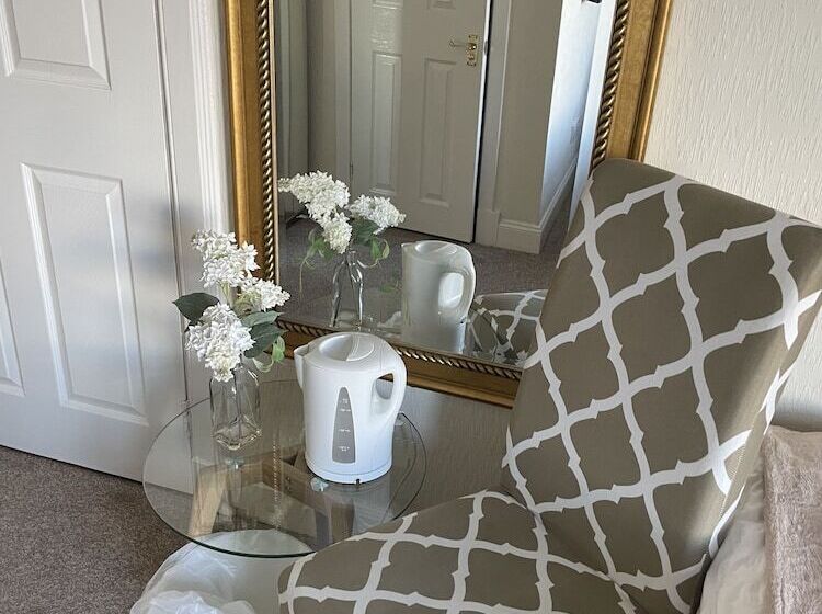 סוויטת 2 חדרי שינה, Beechwood Ensuite Guest House