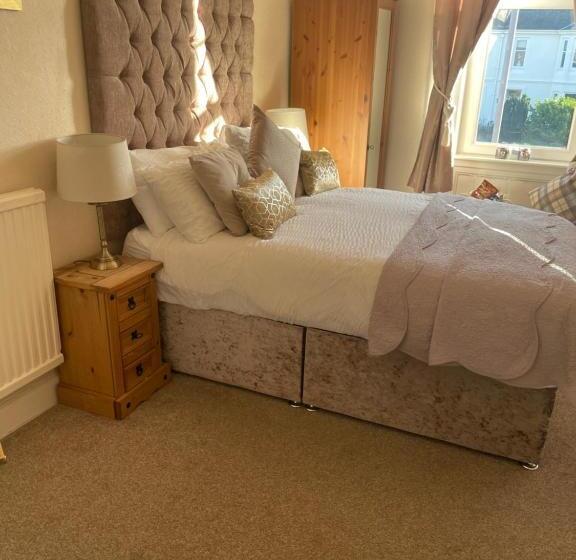 חדר אקונומי, Beechwood Ensuite Guest House