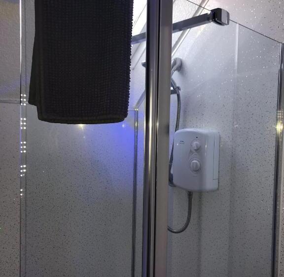 סוויטת 2 חדרי שינה, Beechwood Ensuite Guest House