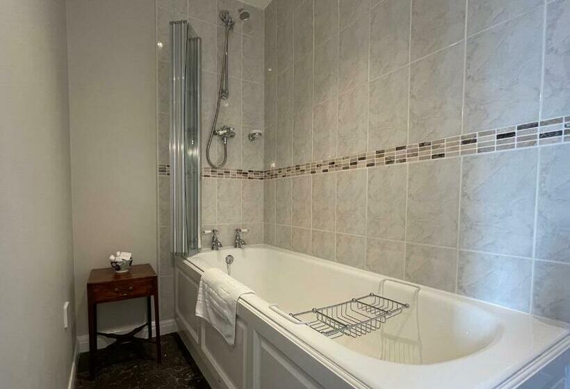 חדר דחוקס עם מיטת קינג, Edgcott House