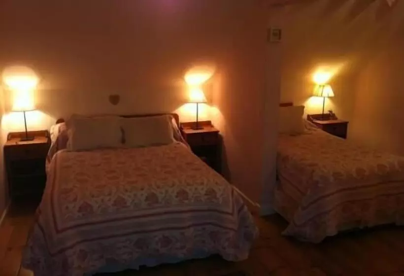 Perhehuone, Moor End House Bed & Breakfast