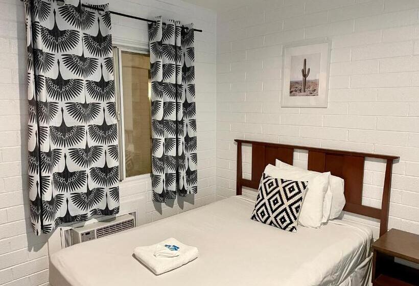 带2个双人床的标准工作室, The Postcard Motel