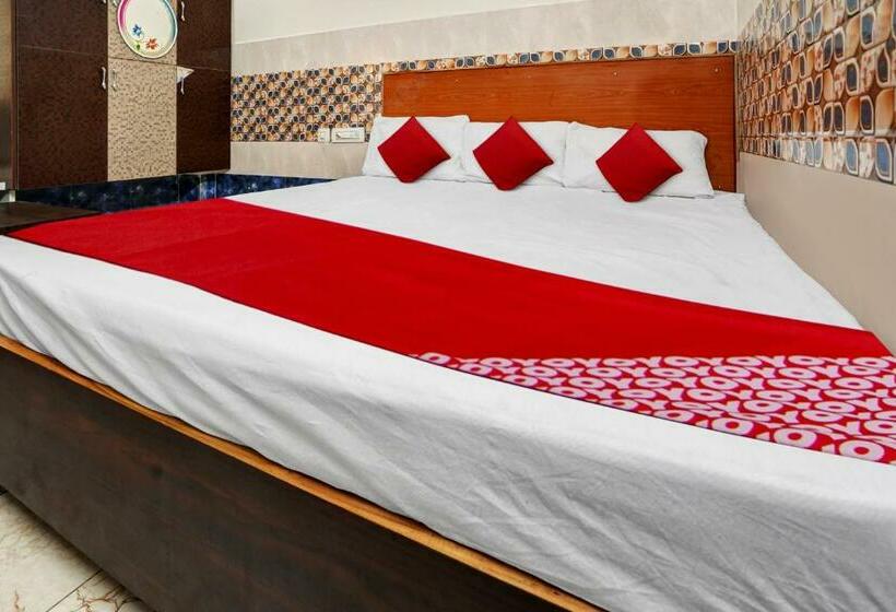 Трехместный Номер Классика, Oyo Flagship 80641 Sri Mahalakshmi Lodge