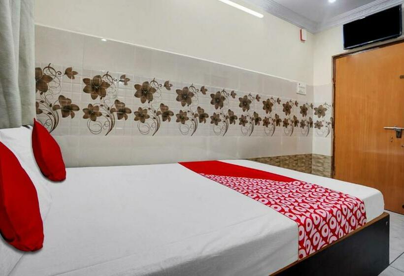 Трехместный Номер Классика, Oyo Flagship 80641 Sri Mahalakshmi Lodge