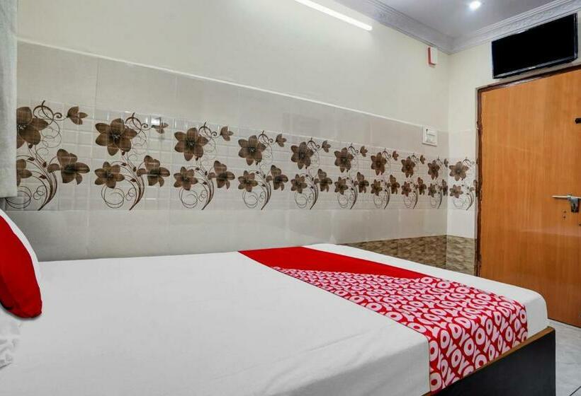 Трехместный Номер Классика, Oyo Flagship 80641 Sri Mahalakshmi Lodge