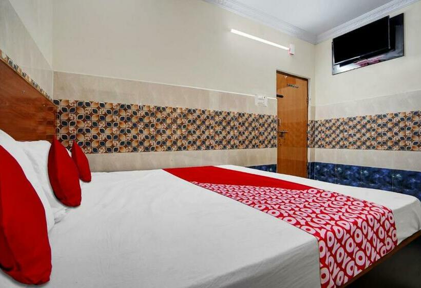 Трехместный Номер Классика, Oyo Flagship 80641 Sri Mahalakshmi Lodge